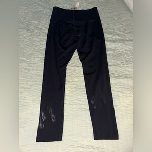 NWT PINK Active black leggings